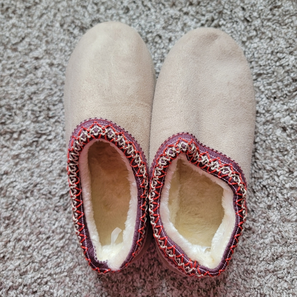 Brand New Slip On Boot Slippers Grey Brown Size EU 39
